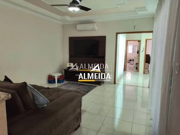 Imagem Casa com 3 dormitórios à venda, 280 m² por R$ 810.000,00 - Ajapi - Rio Claro/SP