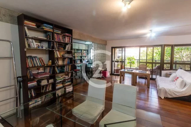 Imagem Apartamento com 3 suítes para alugar, 190 m² - Itaim