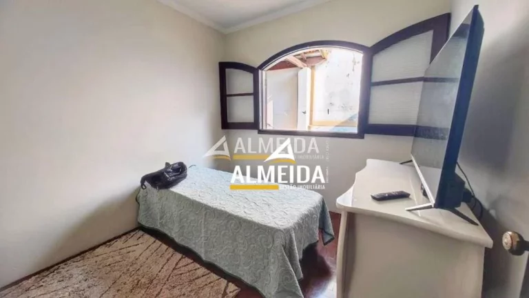 Imagem Casa com 4 dormitórios à venda, 213 m² por R$ 650.000,00 - Cidade Nova - Rio Claro/SP