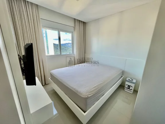 Imagem Apartamento com 4 suítes à venda no Ed. Villa Serena