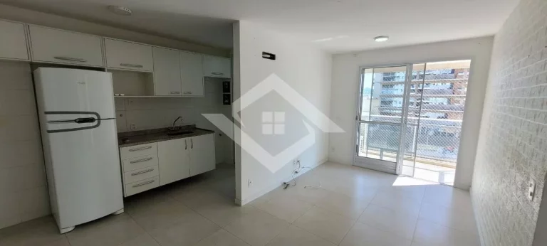 Imagem Apartamento de 2 Quartos para Venda na Barra da Tijuca com 63 m²