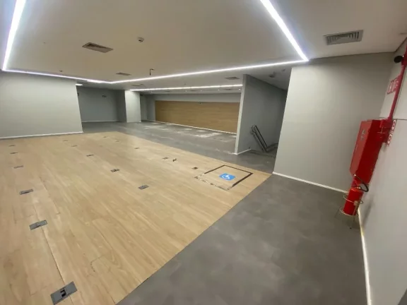 Imagem Prédio para alugar, 930 m² por R$ 42.000,00/mês - Centro - Poá/SP