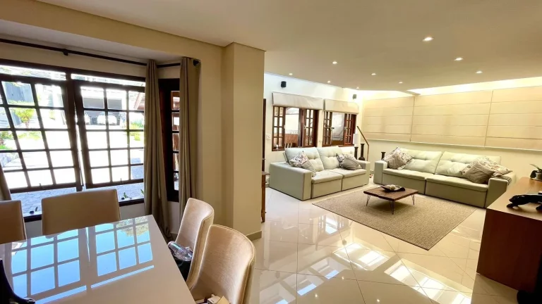 Imagem Cond SP II. Linda casa estilo rústico moderno, com arquitetura exclusiva!!