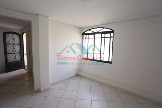 Imagem Sobrado - 3 dormitórios sendo 1 suíte - 2 vagas - Vila Morse