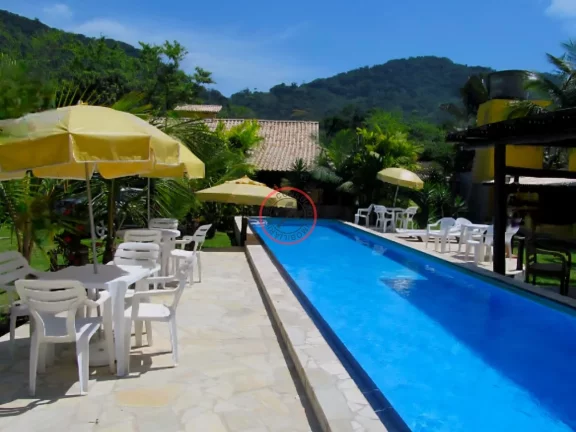 Imagem POUSADA BEM LOCALIZADA COM 22 QUARTOS 2 CASAS DE APOIO PARA RECEPÇÃO,CAFE E JOGOS,2 PISCINAS SAUNA AREA DE ESTACIONAMENTO