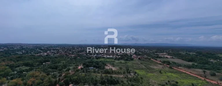 Imagem Terreno Misto residencial ou comercial à venda no Recanto das Siriemas, Cuiabá
