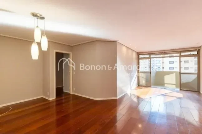 Imagem Viva com conforto, espaço e praticidade em um dos bairros mais valorizados da cidade!
Este amplo ap...