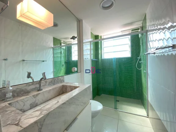 Imagem Apartamento com 3 dormitórios à venda, 127 m² por R$ 820.000,00 - Pompéia - Santos/SP