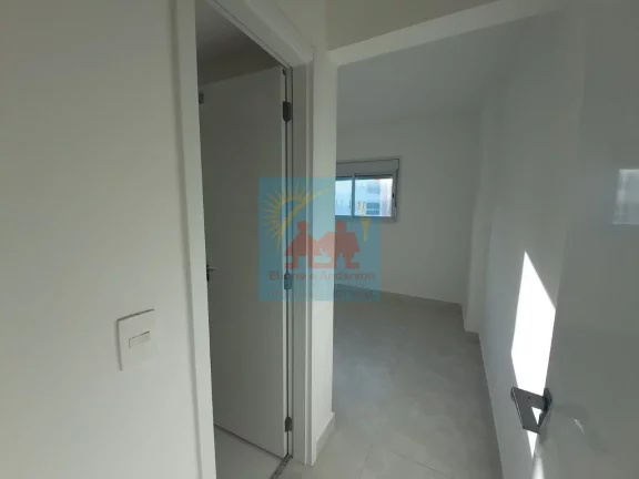 Imagem Apartamento de 2 Dormitórios na Praia do Centro em Mongaguá - Lazer Completo e Próximo à Praia, 485MIL