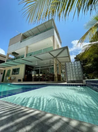 Imagem Casa Triplex em condomínio fechado no Portal do Sol - CA0058