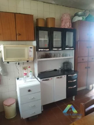 Imagem VENHA MORAR A 5 MINUTOS DA ESTAÇÃO DO METRO JABAQUARA, Casa 98 metros, 2 dormitórios, EDICULA, 1 vaga com ótima localização e valor !!!