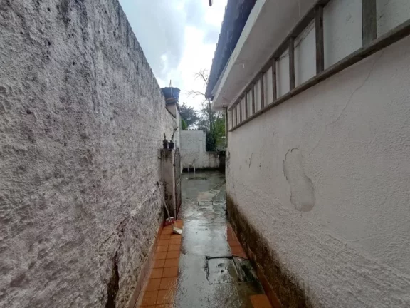 Imagem Casa com 5 dormitórios à venda, 205 m² por R$ 999.000,00 - Sítio São José - Suzano/SP