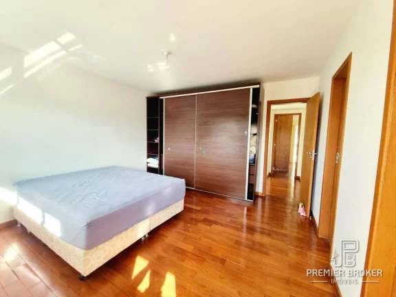 Imagem Casa à venda, 160 m² por R$ 775.000,00 - Iucas - Teresópolis/RJ