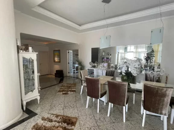 Imagem Apartamento duplex alto padrão mobiliado com 3 suítes e 3 vagas em Balneário Camboriú/SC