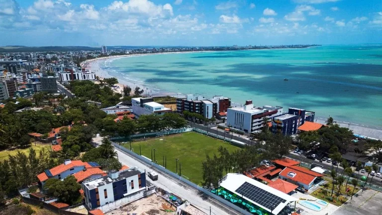 Apartamento com 2 dormitórios à venda, 60 m² por R$ 565.000 - Jardim Oceania - João Pessoa/PB