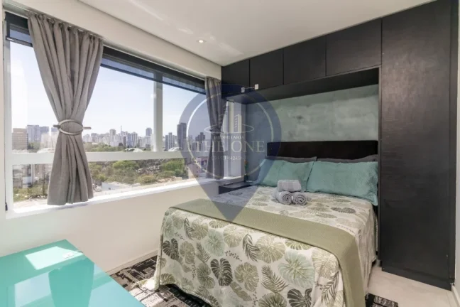 Imagem Oportunidade única! Studio à venda em Pinheiros, SP: 1 quarto, 2 salas, 1 banheiro, 1 vaga, 29m².