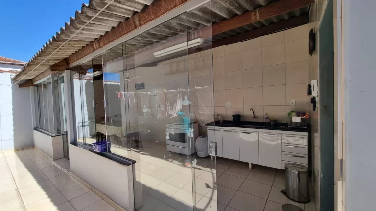 Imagem IMÓVEL Á VENDA COM FRENTE PARA A RODOVIARIA DE FRANCA/SP