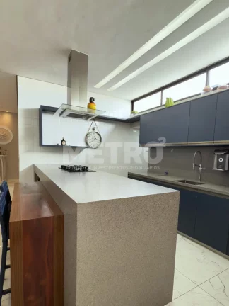 Imagem Casa à venda no Iate Clube com 3 suítes, uma com closet, gourmet, PETROLINA - PE