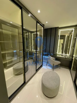 Imagem Cobertura com 3 dormitórios à venda sendo 3 suítes, 240 m² por - R$ 7.900.000,00 - Centro - Bal. Camboriú/SC