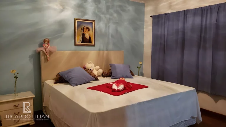 Imagem Maravilhosa casa assobradada com 3 suites e muito espaço para o conforto da sua familia