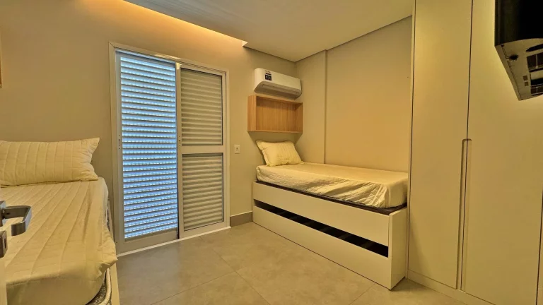 Imagem ...quot;Seu Refúgio à Beira-Mar: Apartamento com Lazer no Rooftop no Módulo 2...quot;