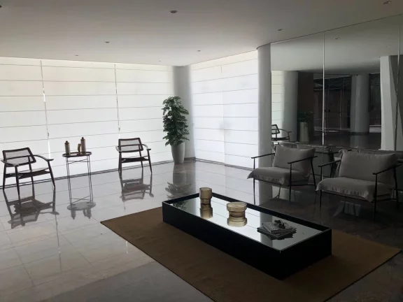 Imagem Imóvel de luxo no Morumbi: Apartamento com 5 quartos, 3 suítes e 4 vagas na cidade de São Paulo-SP