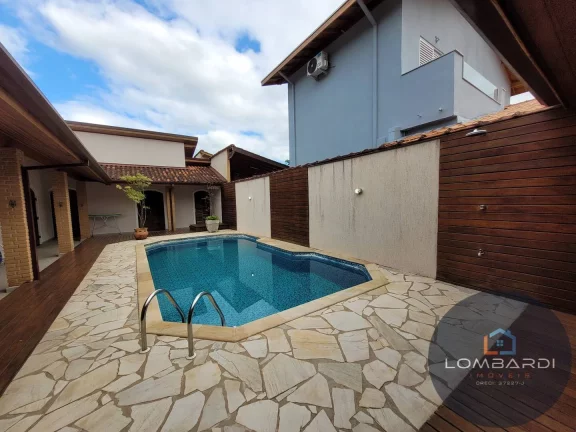 Imagem Casa em condomínio a venda no Horto Florestal