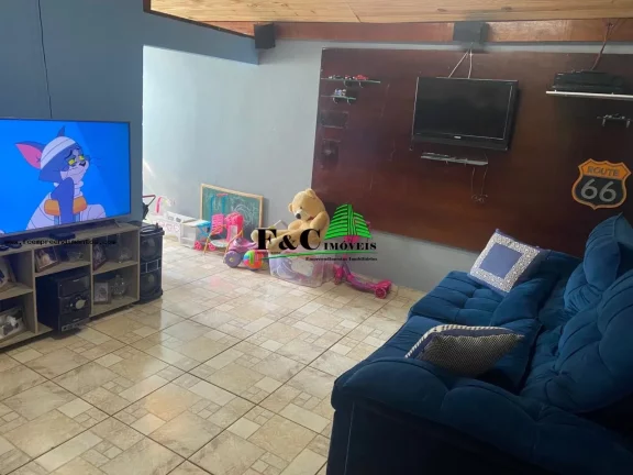Imagem Casa para Venda em Limeira, Graminha, 3 dormitórios, 1 suíte, 1 banheiro, 2 vagas