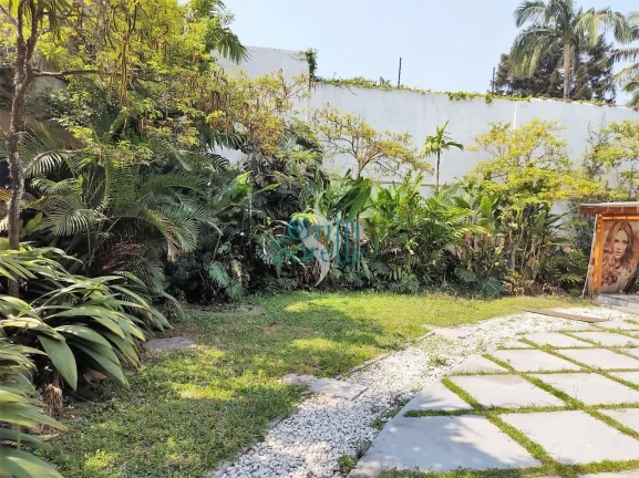 Imagem Casa Comercial à Venda em Jardim América - São Paulo/SP.