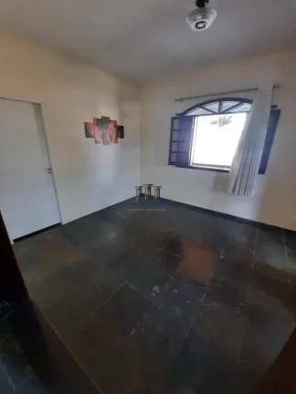 Imagem Casa Excelente ampla no Bairro Cachoeira com suíte, São José da Lapa, MG