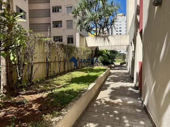 Imagem Venda 2 quartos (1 suíte) com vaga fixa Shopping Frei Caneca