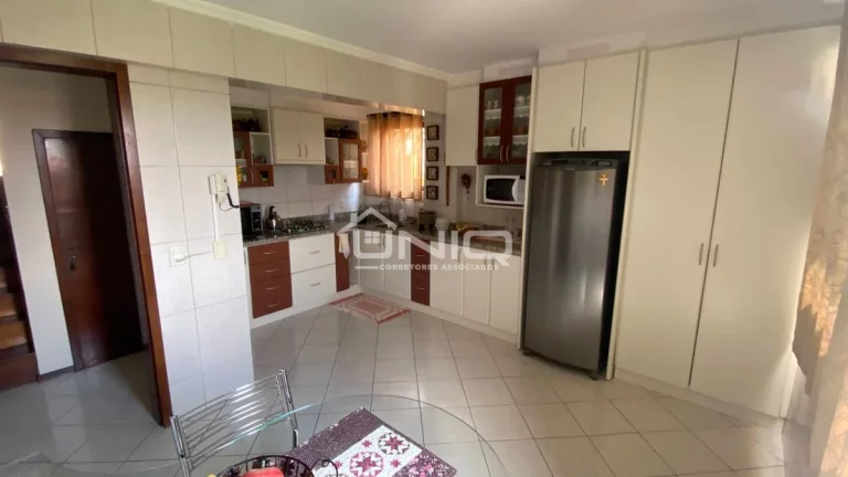 Imagem Casa Suíte + 2 quartos - Jardim Primavera