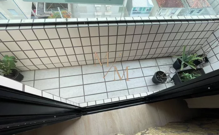 Imagem Apartamento amplo com 3 dormitórios no Campo Grande
