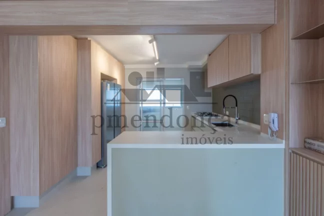 Imagem Apartamento reformado em Perdizes com 3 quartos (1 suíte) e 2 vagas, 137m²