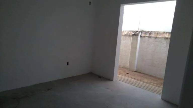 Imagem Casa à Venda, 180m², 3D (3S), 3Vagas, Balneário, Florianópolis/SC