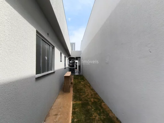 Imagem Imperdível oportunidade de adquirir uma casa em Campo Grande-MS, no bairro Loteamento Bela Laguna, com 3 quartos, 1 suíte e 89m².