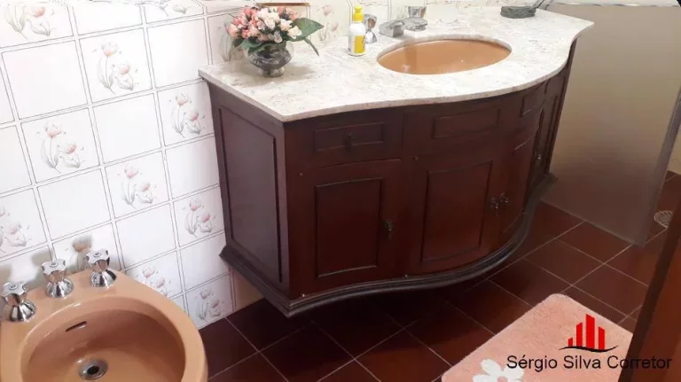 Imagem Casa a Venda com 03 Dormitórios no Jardim Manancial.