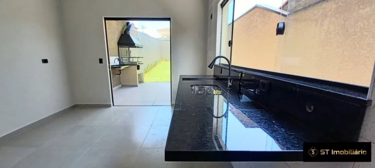 Imagem Sobrado a Venda em Atibaia c/ excelente localização
