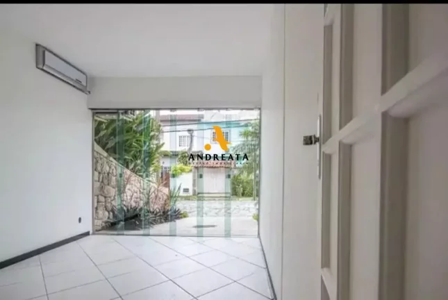 Imagem RUA LUIZ CARLOS SAROLLI -EXCENTE CASA EM CONDOMINIO FECHADO 3 QUARTOS