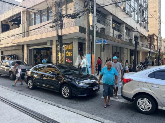 Imagem Sala comercial disponivel para locação em Santos