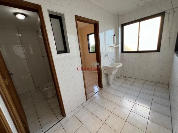 Imagem Apartamento 2 dormitórios com suíte e vaga privativa fechada na Ponta da Praia em Santos por R$695.000,00