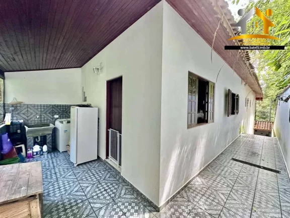 Imagem Casa com Vista para Área Verde no Jardim Rebelato – Cotia | Batelli Imóveis