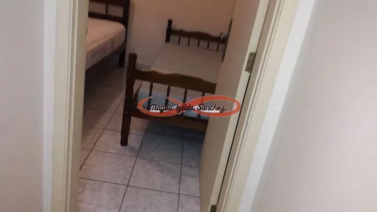 Imagem CASA À VENDA NA PRAIA GRANDE - BAIRRO MARACANA.