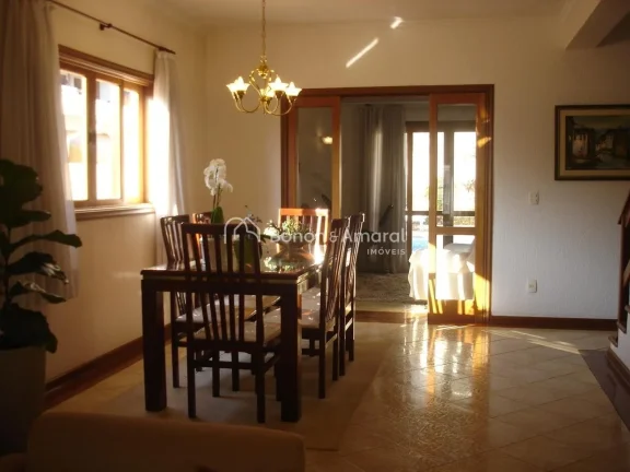 Imagem Casa à venda no Condomínio Terras do Caribe, em Valinhos, com 3 dormitórios, sendo 1 suíte. A re...