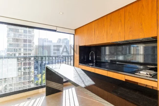 Imagem Apartamento de Alto Padrão na Vila Nova Conceição: 3 Quartos, 3 Suítes, 3 Salas, 5 Banheiros, 4 Vagas, 192m² - São Paulo-SP
