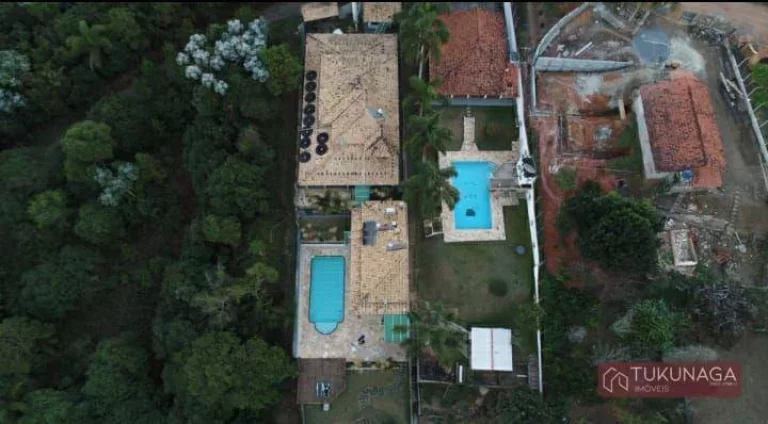 Imagem Chácara Alto Padrão - Condomínio - Igaratá - SP