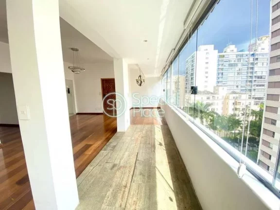 Imagem Cobertura reformada em Higienópolis. São 115m² de área privativa, 2 dormitórios ( 1 suíte) e 1...