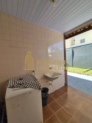 Imagem Casa 3 Dormitórios à venda no bairro Indaiá, Bairro nobre de Caraguatatuba