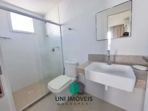 Imagem Apartamento de 3 quartos, 2 vagas, prédio com área de lazer no Centro de Guarapari.