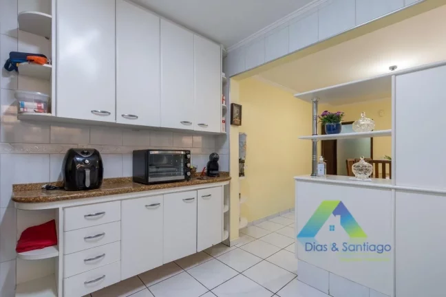 Imagem Excelente sobrado com 250m² e alto padrão de acabamento!